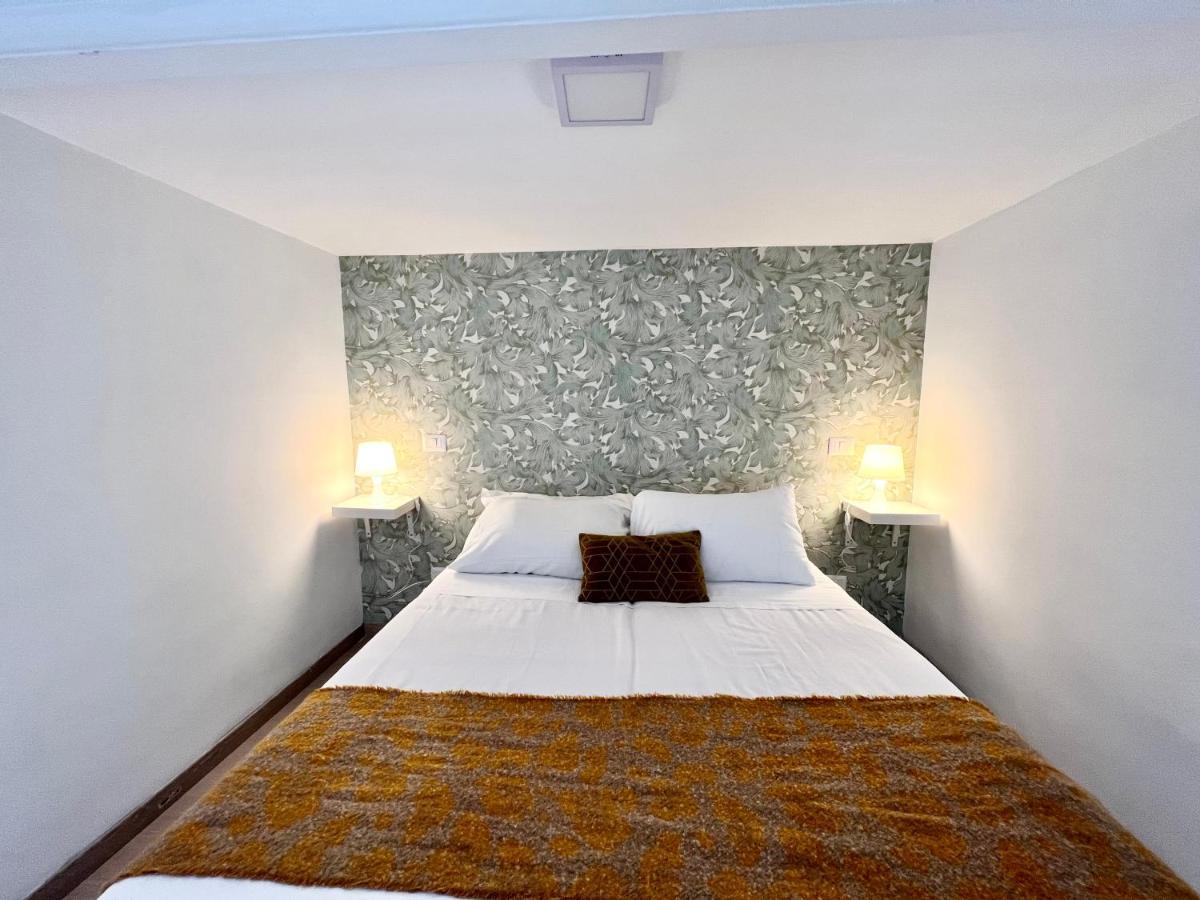 Residenza San Biagio Apartment Napoli Bagian luar foto