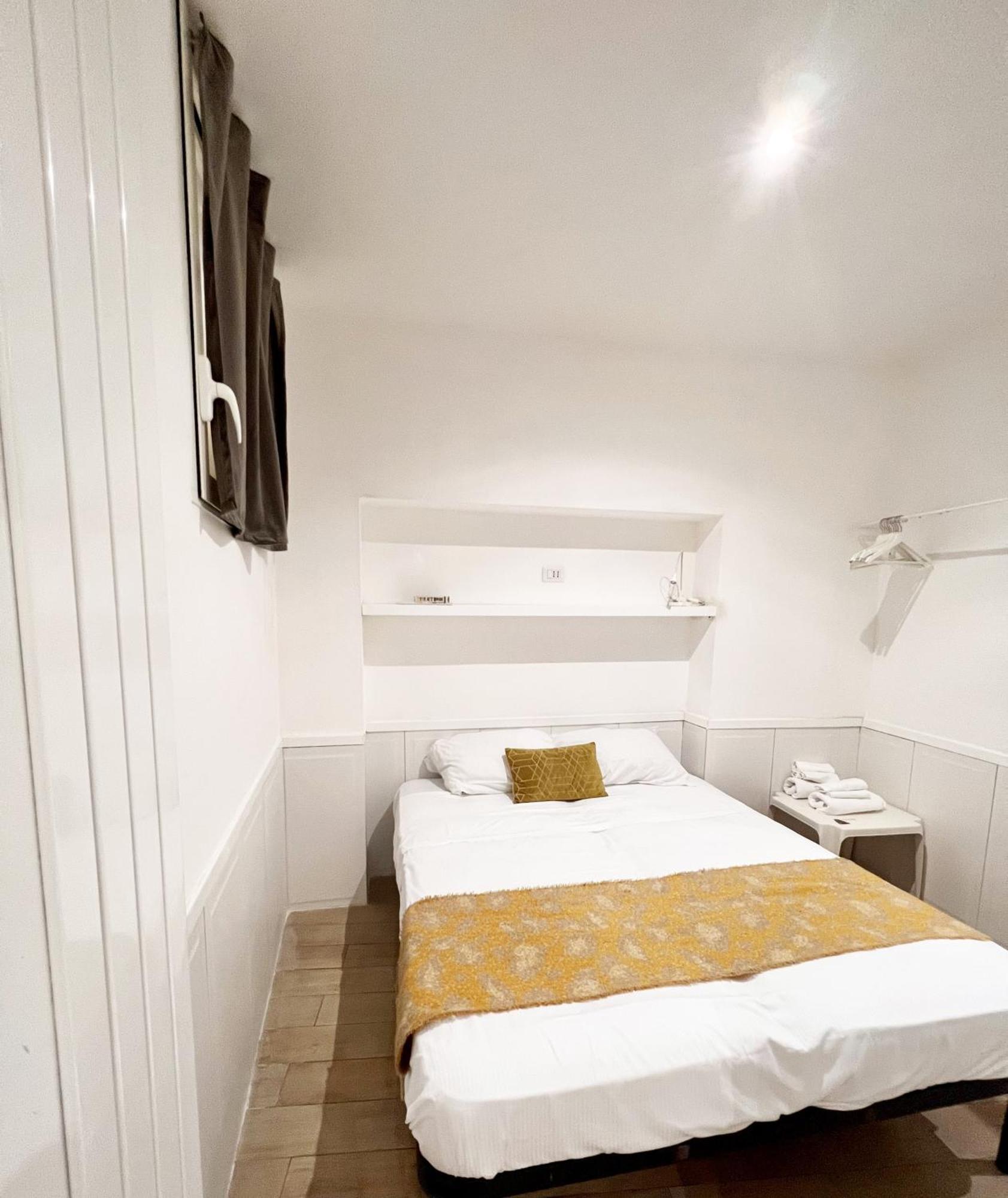 Residenza San Biagio Apartment Napoli Bagian luar foto